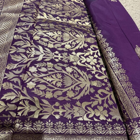 Silk Banarasi Saree - Picture 14 of 14